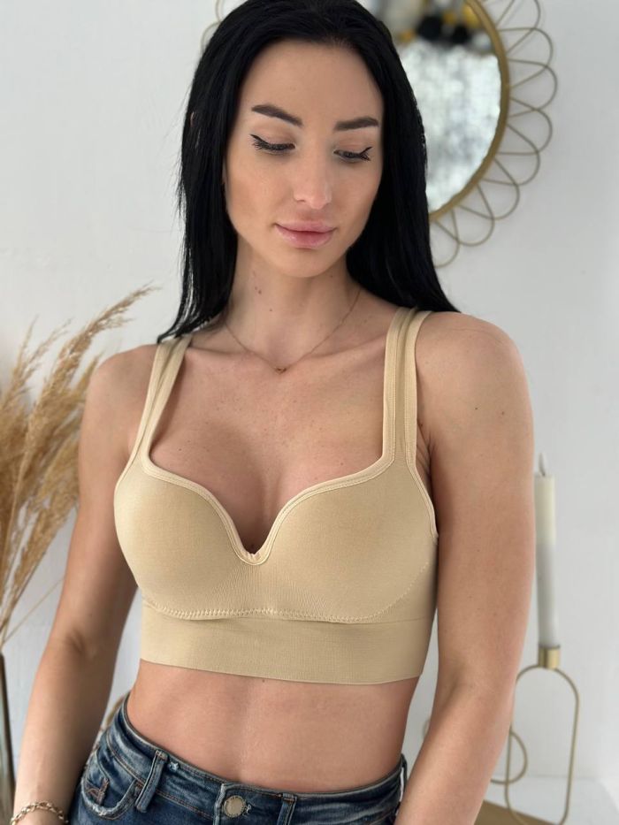 Топ гладенький з 3D-ефектом