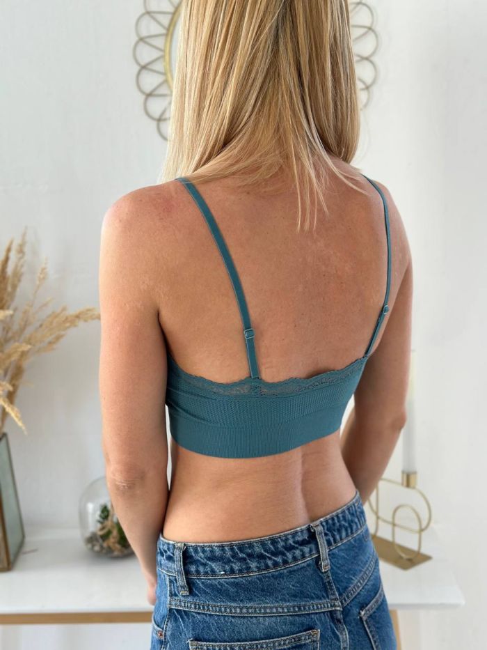 Топ з мереживом еластичний