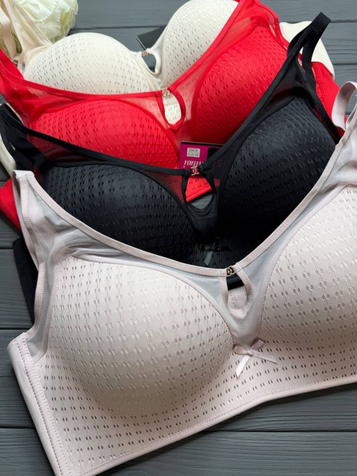 Бюст без кісточки