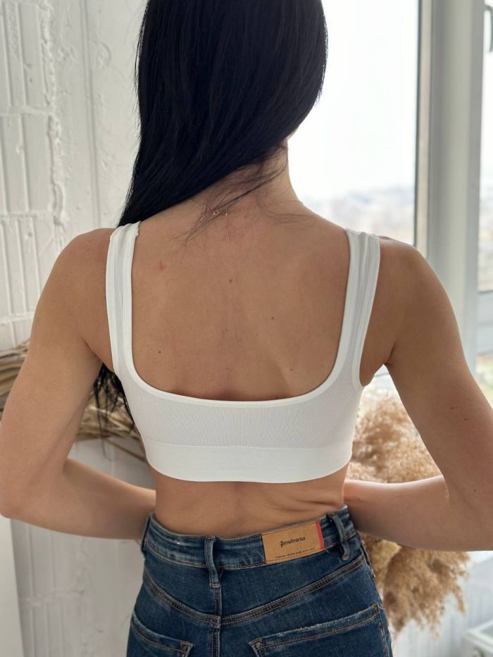 Топ гладенький з 3D-ефектом